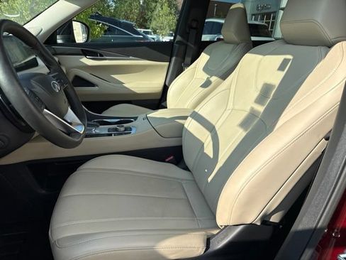 Certified 2025 INFINITI QX60 Luxe AWD/4WD image 10