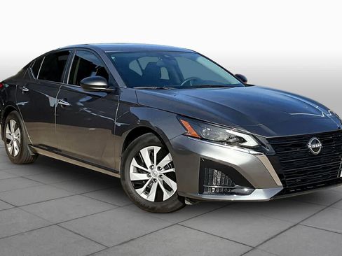Certified 2024 Nissan Altima 2.5 S FWD image 2