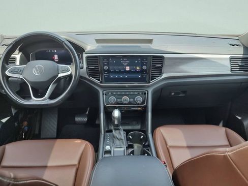 Used 2021 Volkswagen Atlas SEL FWD image 9