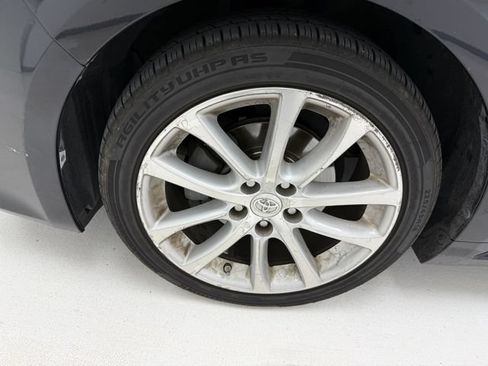Used 2013 Toyota Avalon Limited FWD image 6