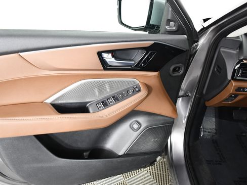 Certified 2024 Acura MDX SH-AWD w/ Technology Package image 36