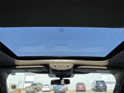 Used 2020 Ford F150 Limited w/ Trailer Tow Package image 17