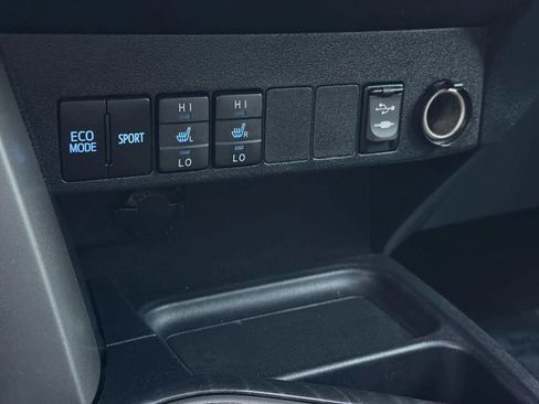 Used 2017 Toyota RAV4 Platinum w/ All Weather Liner Package image 36