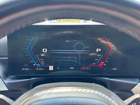 Used 2024 BMW M4 xDrive Competition AWD/4WD image 9