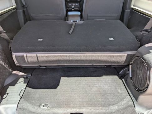 Used 2013 Jeep Wrangler Rubicon w/ Connectivity Group AWD/4WD image 22