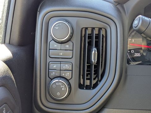 New 2025 Chevrolet Silverado 2500 W/T w/ WT Convenience Package image 30