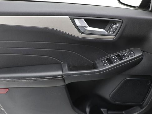 Used 2021 Ford Escape SEL image 15