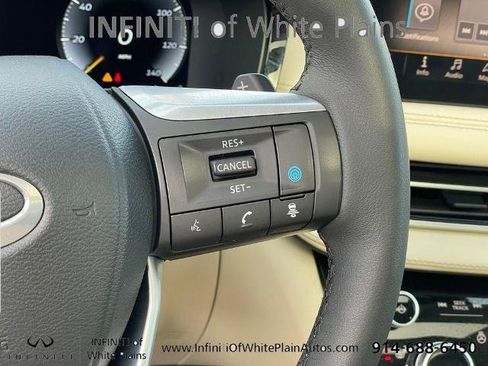 Certified 2025 INFINITI QX60 Luxe w/ Vision Package AWD/4WD image 19