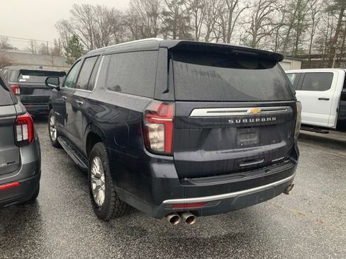 Used 2023 Chevrolet Suburban Premier image 15