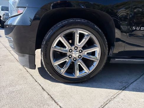 Used 2017 Chevrolet Suburban Premier image 12