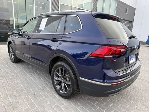 Certified 2024 Volkswagen Tiguan SE w/ Panoramic Sunroof Package AWD/4WD image 5