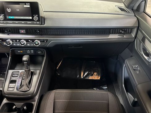 Used 2025 Honda CR-V Sport image 31