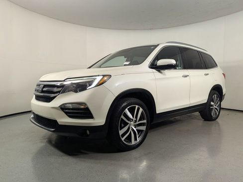 Used 2018 Honda Pilot Elite image 3