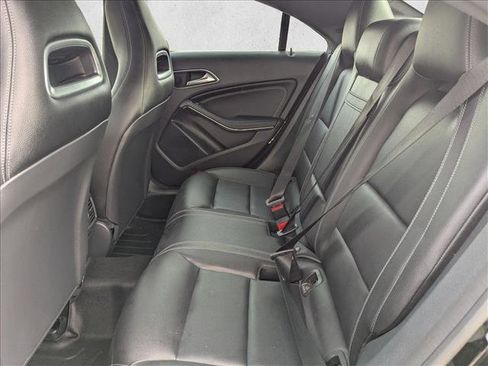 Used 2016 Mercedes-Benz CLA 250 image 17