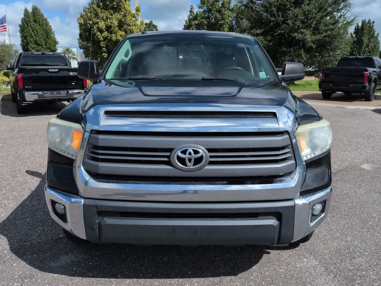 Used 2014 Toyota Tundra SR5 w/ SR5 Upgrade Package RWD image 9