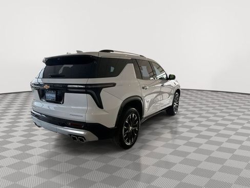 Certified 2024 Chevrolet Traverse RS image 11