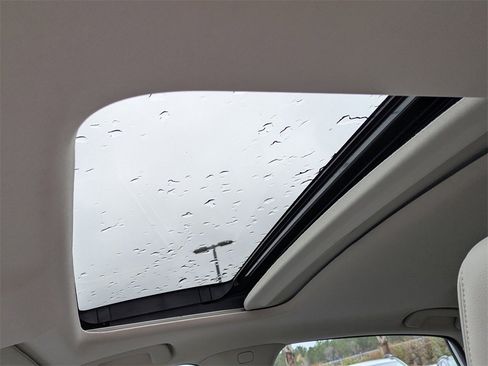 Used 2024 Honda Civic EX-L image 16