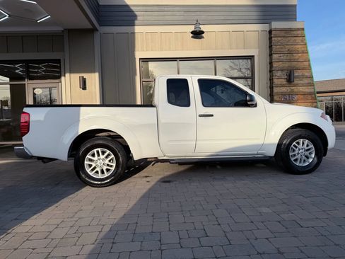Used 2017 Nissan Frontier SV image 37