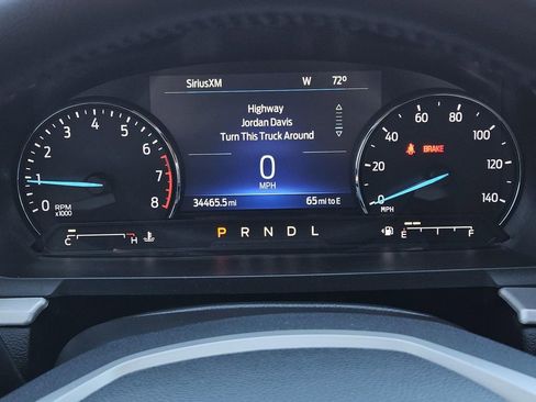 Used 2023 Ford Explorer XLT image 22