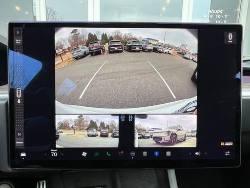 Used 2022 Tesla Model S image 12