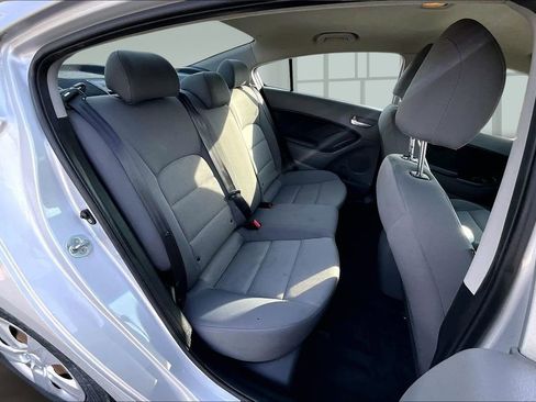 Used 2017 Kia Forte LX FWD image 29