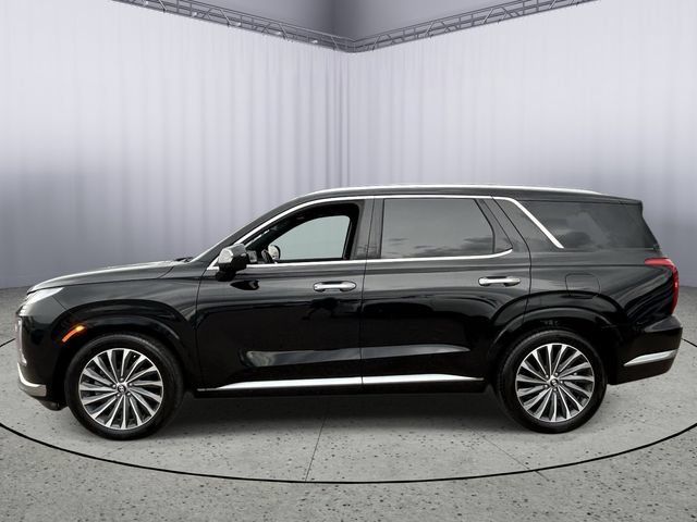 Used 2024 Hyundai Palisade Calligraphy AWD/4WD image 3