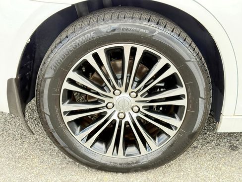 Used 2013 Chrysler 300 S image 86