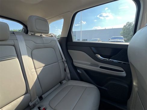 Certified 2022 Lincoln Corsair AWD w/ Premium Package image 14