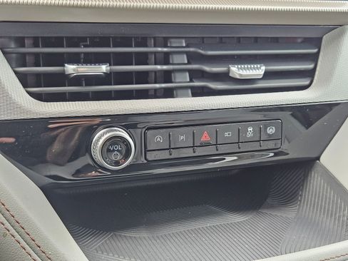 New 2026 Ford Explorer Active w/ Active Comfort Package image 26