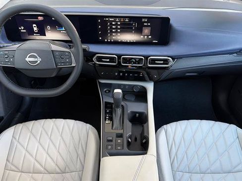 New 2027 Nissan Sentra SL w/ Floor Mat Package FWD image 14