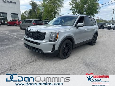 Used 2021 Kia Telluride EX w/ EX Premium Package AWD/4WD image 1