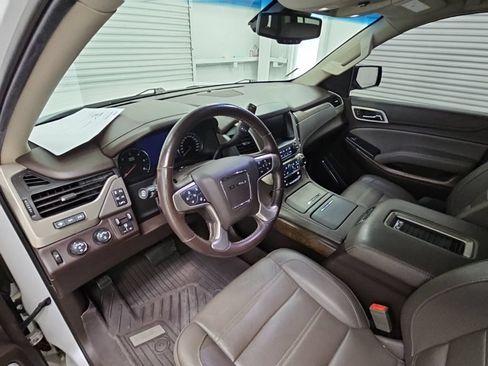 Used 2018 GMC Yukon XL Denali w/ Open Road Package AWD/4WD image 13