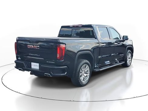 Certified 2022 GMC Sierra 1500 Denali AWD/4WD image 4
