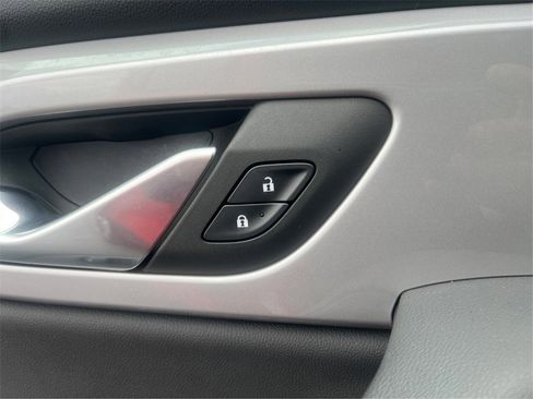 Certified 2023 Chevrolet Blazer LT w/ Convenience Package image 41