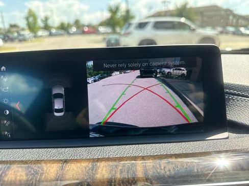 Used 2018 BMW 330e RWD image 16