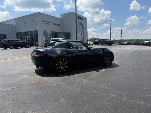 Used 2025 MAZDA MX-5 Miata RF Grand Touring RWD image 4