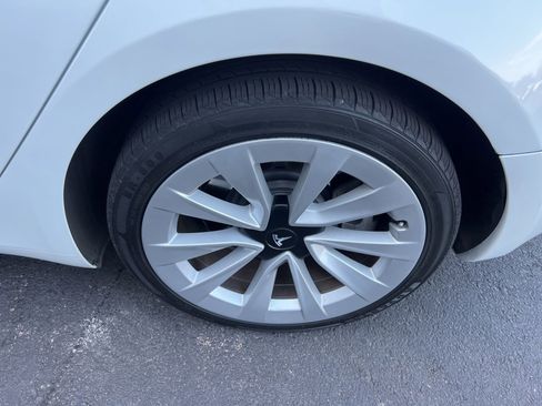 Used 2023 Tesla Model 3 Standard Range RWD image 11
