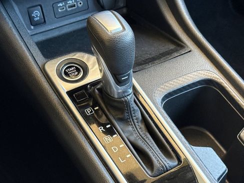 Used 2024 Nissan Sentra SV FWD image 22