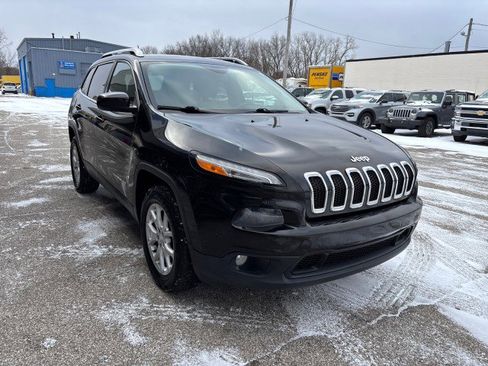 Used 2014 Jeep Cherokee Latitude image 3