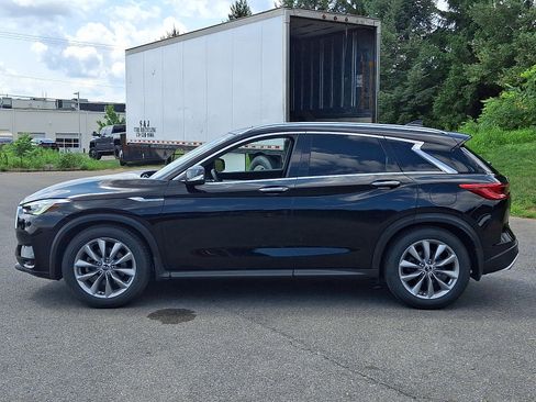 Used 2019 INFINITI QX50 Luxe w/ Navigation Package AWD/4WD image 5