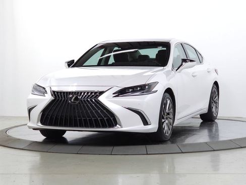 Used 2024 Lexus ES 350 Ultra Luxury FWD image 3