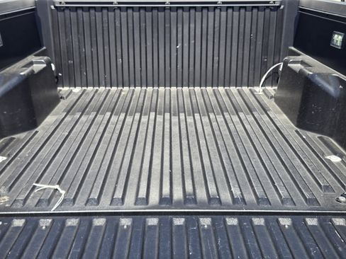 Certified 2025 Toyota Tacoma TRD Off-Road image 32