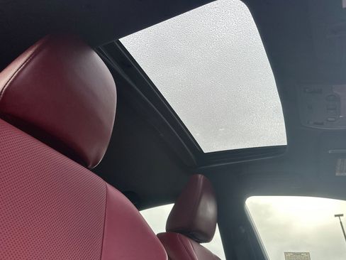 Used 2015 Lexus IS 250 image 16