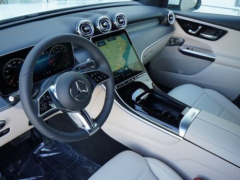 New 2026 Mercedes-Benz GLC 300 GLC 300 image 2