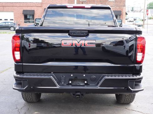 Used 2023 GMC Sierra 1500 Pro w/ Pro Value Package AWD/4WD image 8