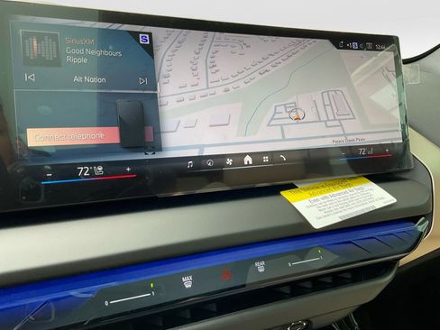 Certified 2025 BMW X3 xDrive30i w/ Premium Package image 17