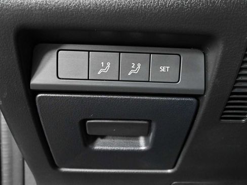 Used 2024 MAZDA CX-30 AWD 2.5 S w/ Preferred Package image 18