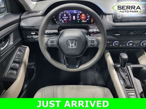 Used 2023 Honda Accord EX image 24