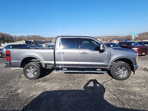 Used 2023 Ford F350 Lariat image 10