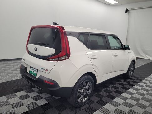 Used 2021 Kia Soul S FWD image 9